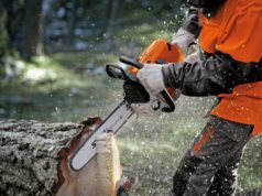 Бензопила: незаменимый инструмент в работе с древесиной