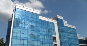 Инновационные технологии в остеклении фасадов зданий