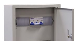 Почему выбивает пробки и отключается автомат?