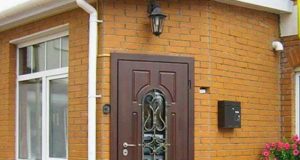 Виды входных дверей — как выбрать дверь для защиты дома?