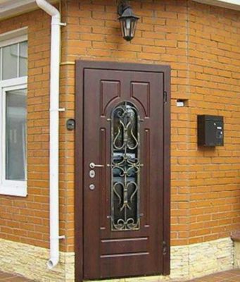 Виды входных дверей — как выбрать дверь для защиты дома?