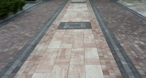 Как положить тротуарную плитку Лайнстоун своими руками?