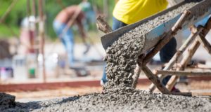 Нужен ли уход за бетоном после укладки?