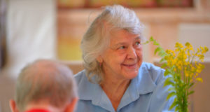 Преимущества пребывания пожилых людей в доме престарелых
