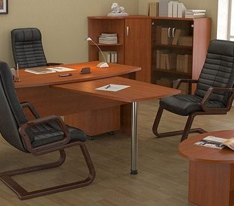 Стол руководителя – самая важная составная часть кабинета