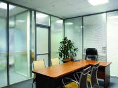 3 веские причины выбрать стеклянные перегородки для офиса