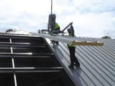 Тонкости монтажа кровельных сендвичных панелей