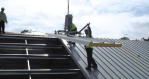 Тонкости монтажа кровельных сендвичных панелей