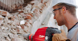 Какие демонтажные работы можно проводить в квартире?