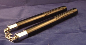 Нунчаки — легендарное оружие