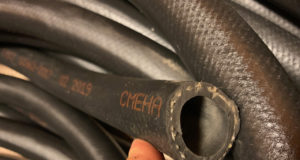 Что представляют собой шланги из термоэластопласта?