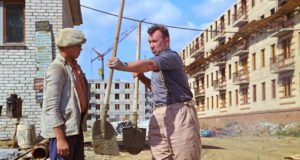 Список фильмов в которых есть стройка