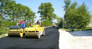 Какие технологии применяют при асфальтировании дорог?