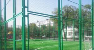 Ограждения и заборы для футбольного поля