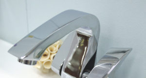 Выбираем смеситель для умывальника: необычные модели для модной ванной