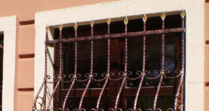 Решетки на окнах как способ защиты