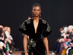 Главные тренды в платьях на 2021 год