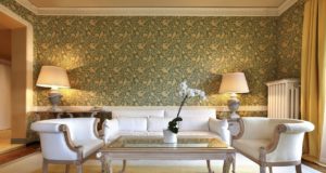 Обои в жилом интерьере