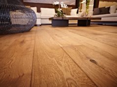 Виды напольных покрытий в деревянном доме