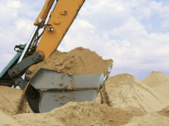 Строительный песок: характеристики и применение