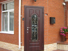 Входная дверь: комфорт и безопасность вашего дома