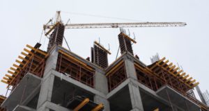 Комплексное строительство объектов: достоинства и недостатки