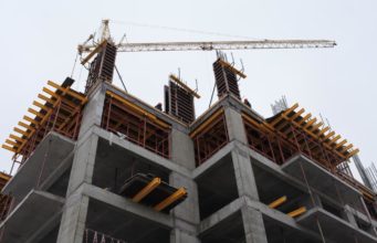 Комплексное строительство объектов: достоинства и недостатки