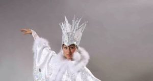 Костюм снежной королевы: особенности дизайна