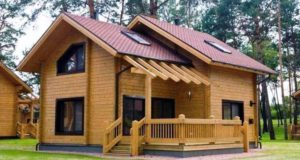 Дома из бруса: преимущества и технологии