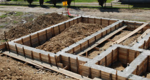 С чего начать строительство частного дома?