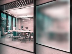 Стекло с переменной прозрачностью: использование в архитектуре