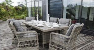 Как выбрать уличную мебель?