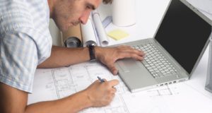 Сметчик на дому: особенности и преимущества профессии