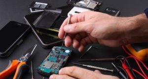 Когда может потребоваться ремонт телефона?