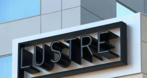 Рекламные вывески: что нужно учитывать при выборе?