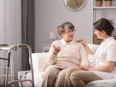 Преимущества сиделки с проживанием