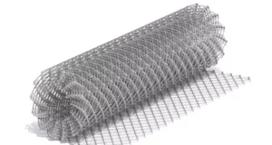 Сетка рабица плетёная и колючие заграждения для безопасности участка