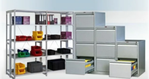 Преимущества использования металлической мебели