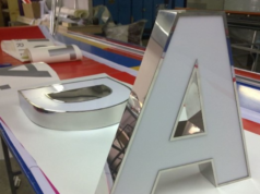 Изготовление вывесок и табличек: как избежать ошибок?