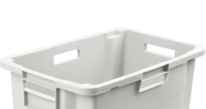 Емкости из пластика: особенности и преимущества