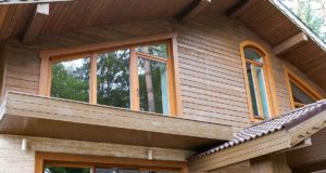 Деревянные евроокна из лиственницы со стеклопакетом