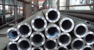 Бесшовная труба горячекатаная