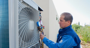 Когда нужно заправлять кондиционер?