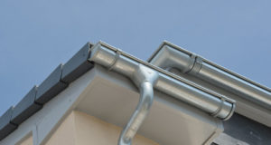 Преимущества оцинкованных водостоков