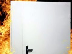 Противопожарные двери: особенности и преимущества