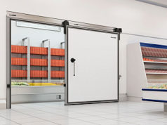 Промышленные двери: особенности и преимущества