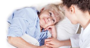 Уход за пожилыми с онкологией