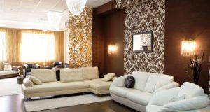 Отделка стен в гостиной: способы, материалы, рекомендации