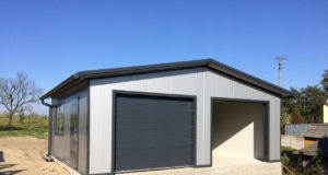 Строительство гаража из сэндвич-панелей