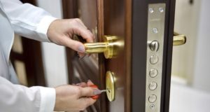 Как выбрать замок на входную дверь?